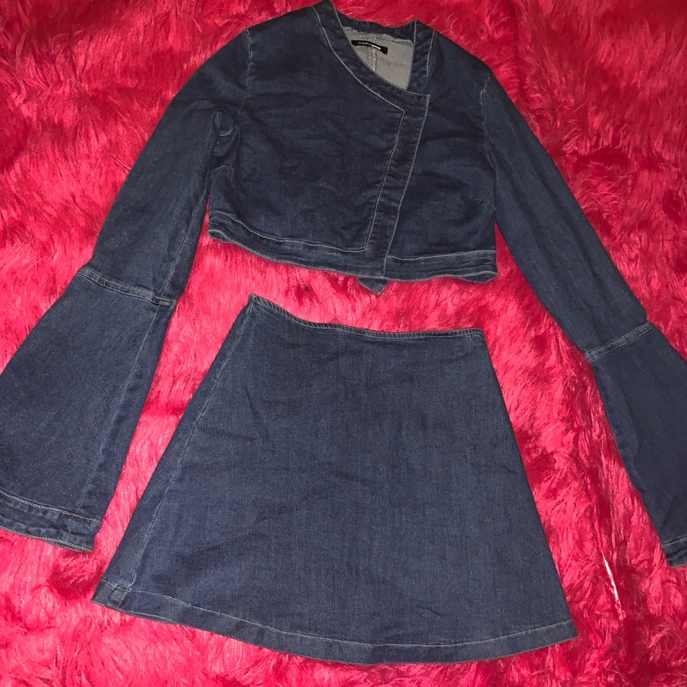2 piece - Picture 2 of 3